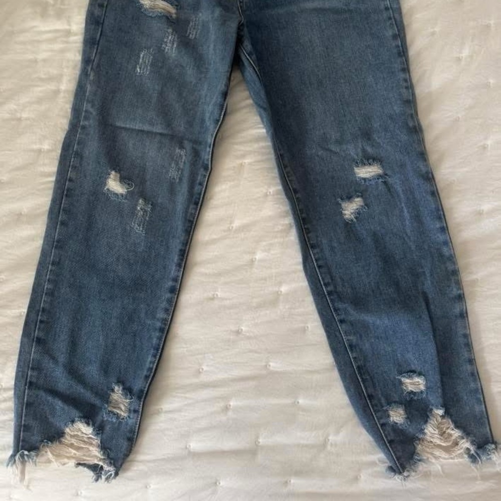 Gianni Bini Distressed Denim Boyfriend Jeans